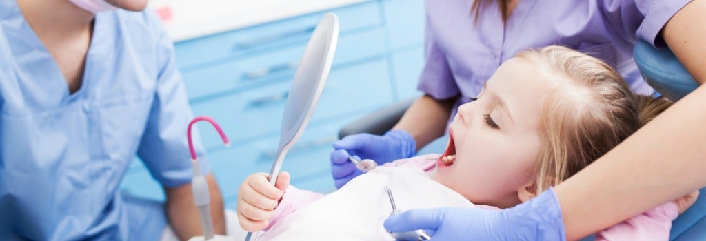 child healthy teeth
